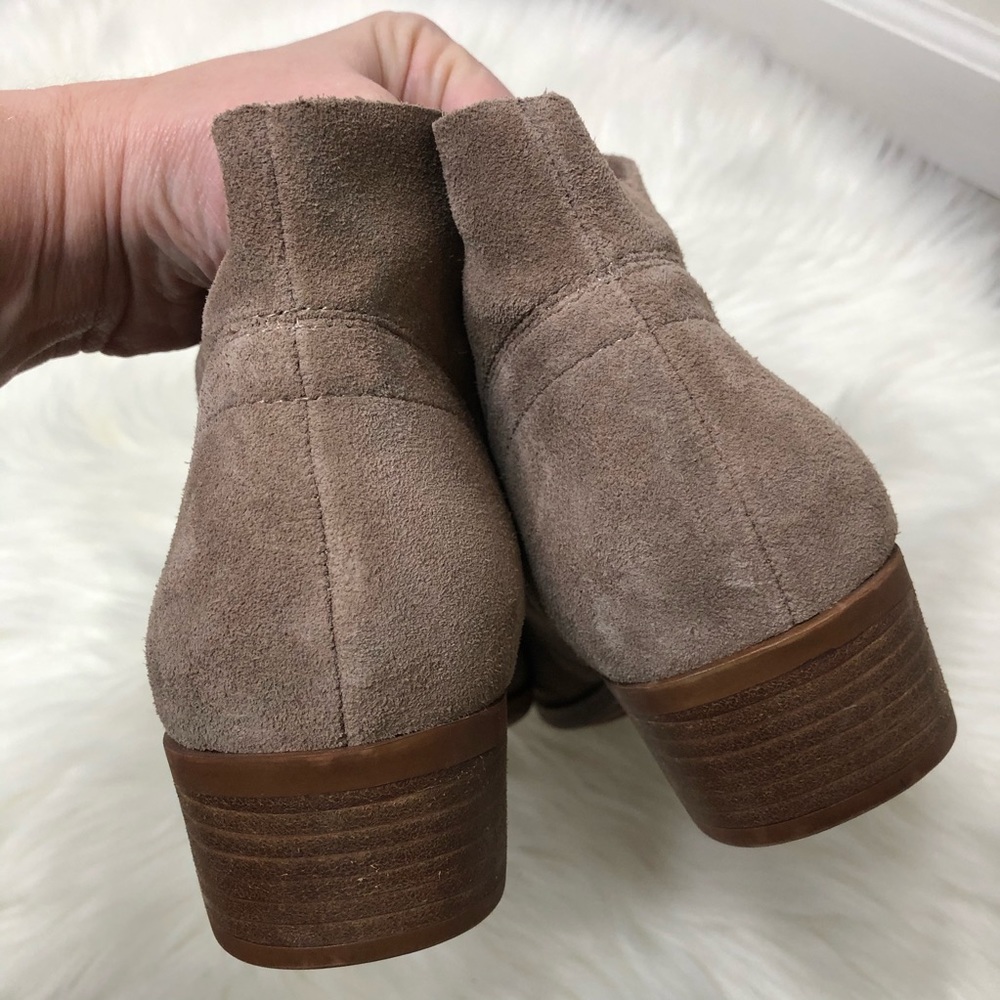 Lucky Brand Taupe Suede Booties Size 10 - Picture 2 of 7